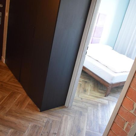 Apartament 3 Pokoje Balkon 50M2 Wyposazone Parking Daire Wroclaw Dış mekan fotoğraf