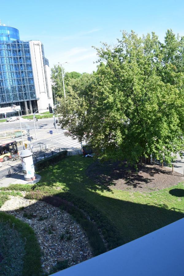 Apartament 3 Pokoje Balkon 50M2 Wyposazone Parking Daire Wroclaw Dış mekan fotoğraf
